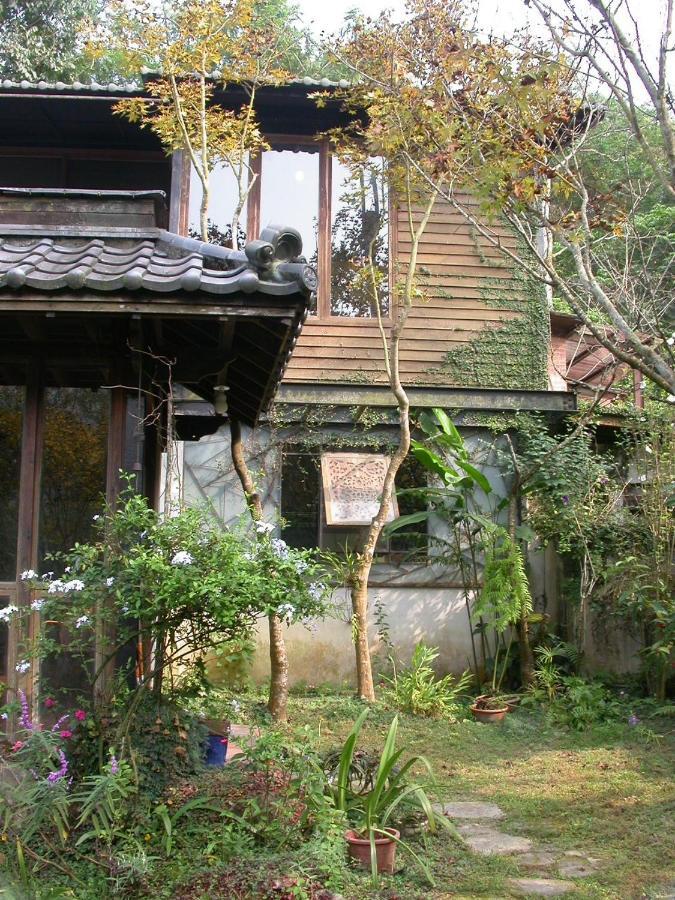 Siyuan Ju Homestay Пулі Екстер'єр фото