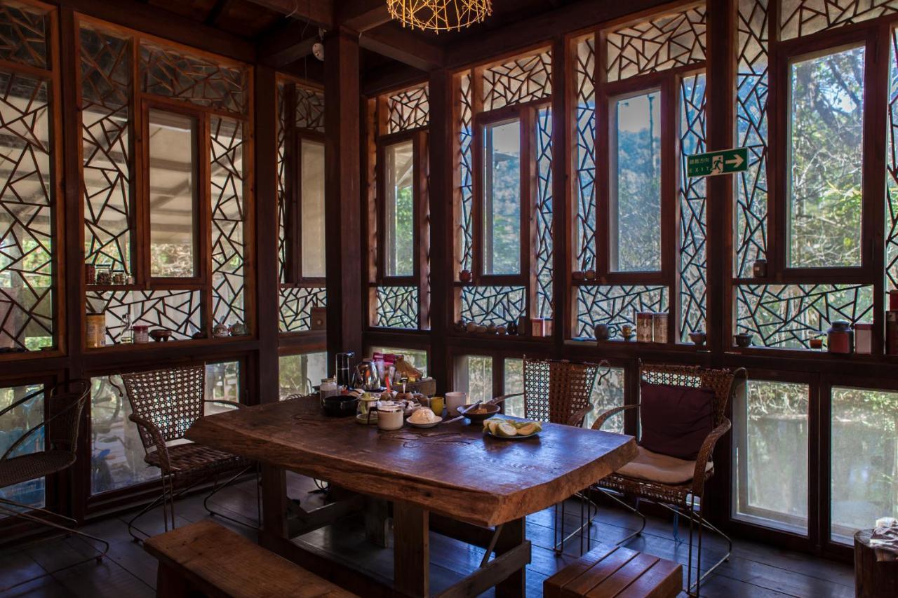 Siyuan Ju Homestay Пулі Екстер'єр фото